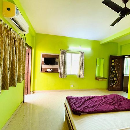 Hotel Falcon House ! Puri - Shriyash Group Екстер'єр фото